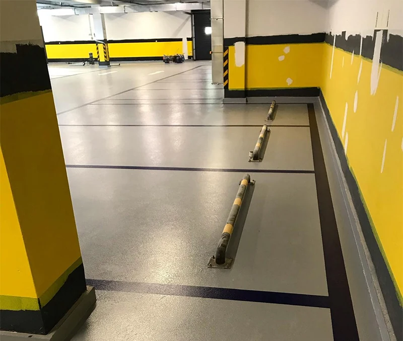 Otopark zemininde gri boya görünümü